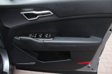 2023 Kia Sportage - photo 10