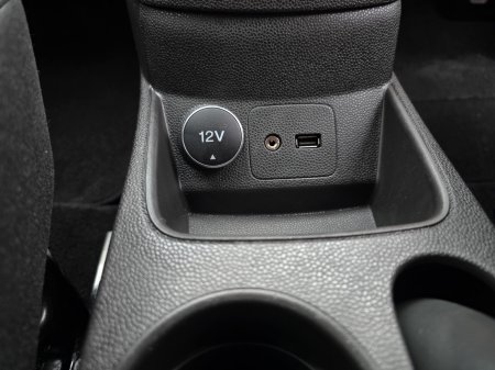 2014 Ford Fiesta - photo 14