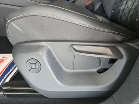 2025 Volkswagen Tiguan - photo 13
