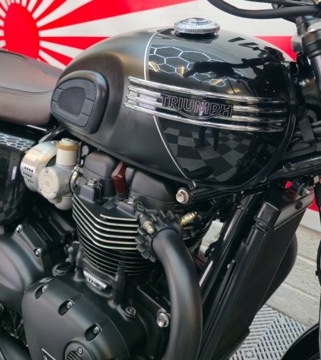 2023 Triumph Bonneville - photo 10