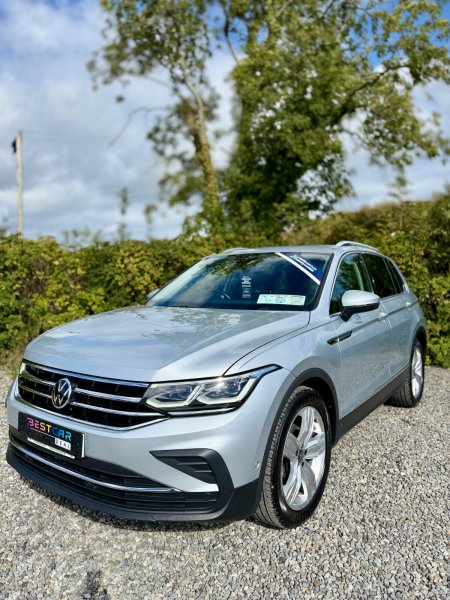 2022 Volkswagen Tiguan - photo 7