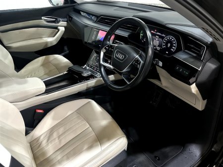 2022 Audi e-tron - photo 10
