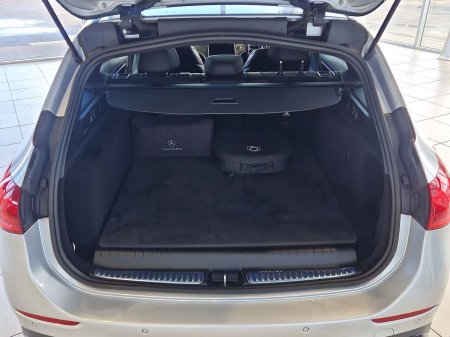 2025 Mercedes-Benz C-Class - photo 16