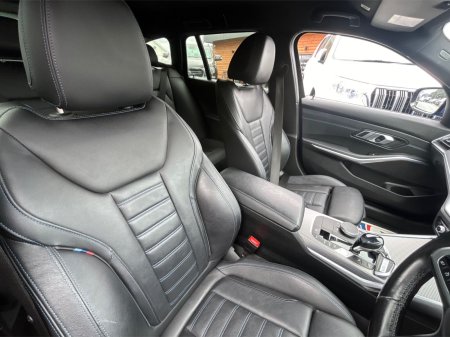 2021 BMW 3-Series - photo 6