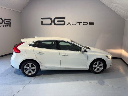 2015 Volvo V40 - photo 2