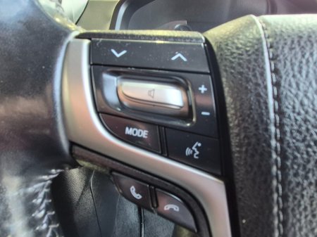 2023 Toyota Land Cruiser - photo 10