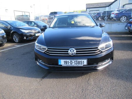 2019 Volkswagen Passat - photo 2
