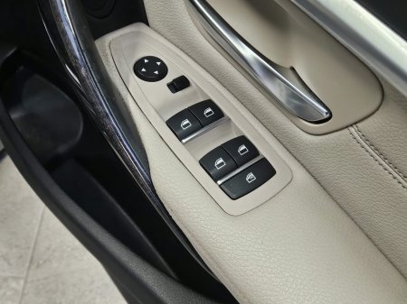 2017 BMW 3-Series - photo 8