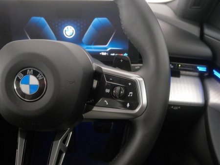 2024 BMW 5-Series - photo 18