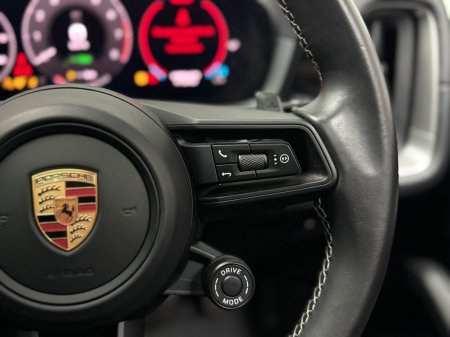 2025 Porsche Cayenne - photo 28
