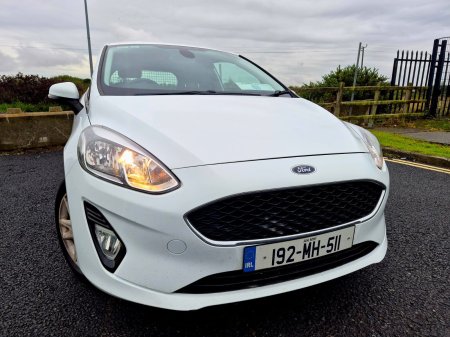 2019 Ford Fiesta - photo 7