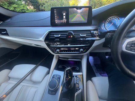 2017 BMW 5-Series - photo 11