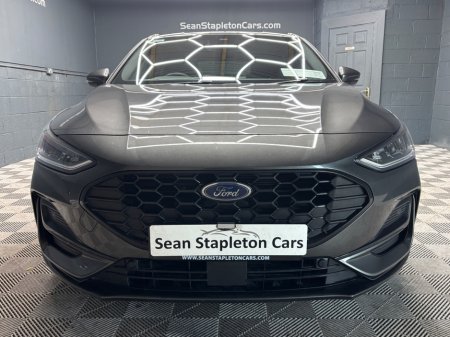 2023 Ford Focus - photo 2