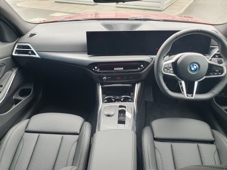 2026 BMW 3-Series - photo 4