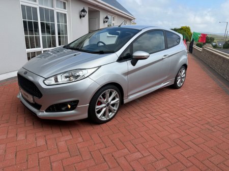 2015 Ford Fiesta - photo 6