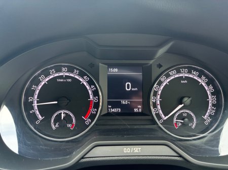 2020 Skoda Octavia - photo 9