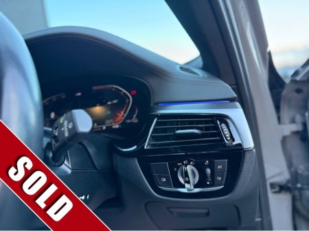 2022 BMW 5-Series - photo 22
