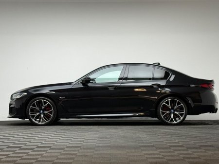 2022 BMW 5-Series - photo 4