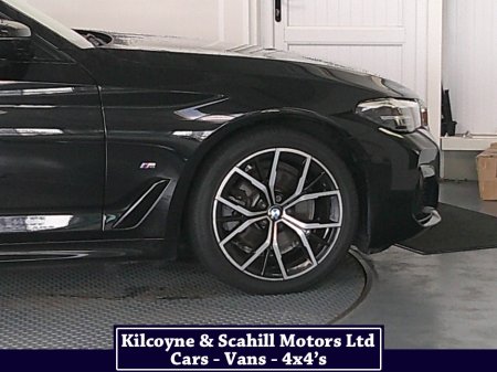 2020 BMW 5-Series - photo 30