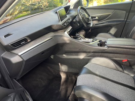 2019 Peugeot 5008 - photo 17