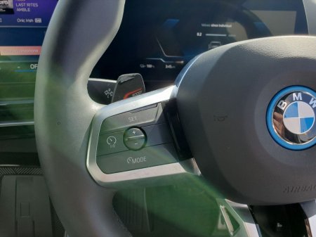 2025 BMW iX1 - photo 17