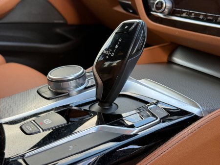 2019 BMW 5-Series - photo 25