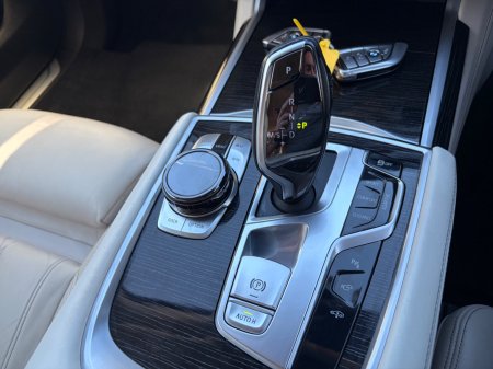 2018 BMW 7-Series - photo 16