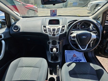 2012 Ford Fiesta - photo 19