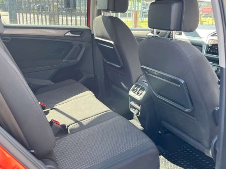 2020 Volkswagen Tiguan - photo 10