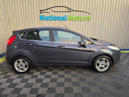 2014 Ford Fiesta - photo 2