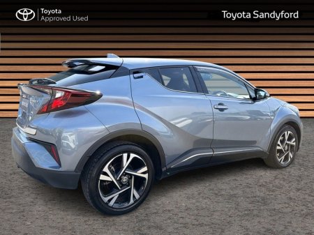 2023 Toyota C-HR - photo 2