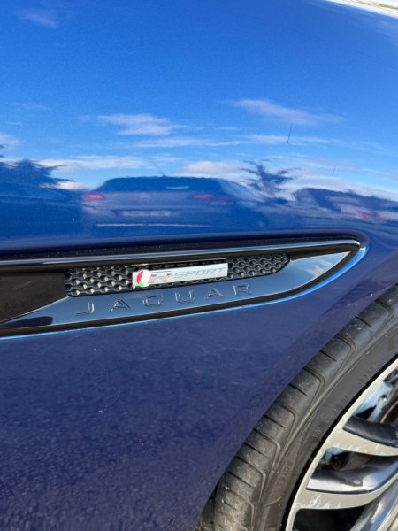 2016 Jaguar XE - photo 9