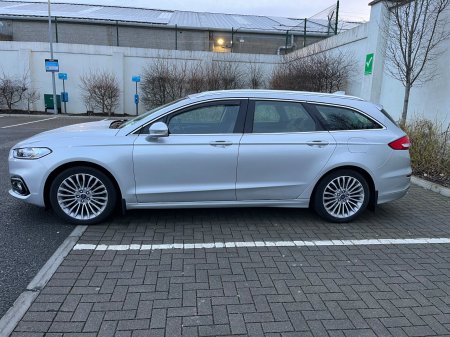 2020 Ford Mondeo - photo 4