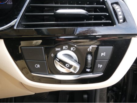 2023 BMW 5-Series - photo 23