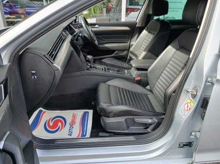 2022 Volkswagen Passat - photo 12