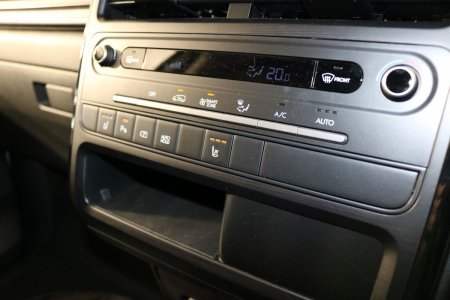 2027 Hyundai Staria - photo 20
