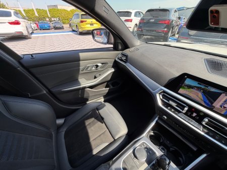 2021 BMW 3-Series - photo 32