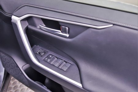 2025 Toyota RAV4 - photo 25