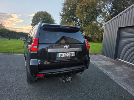 2020 Toyota Land Cruiser - photo 5