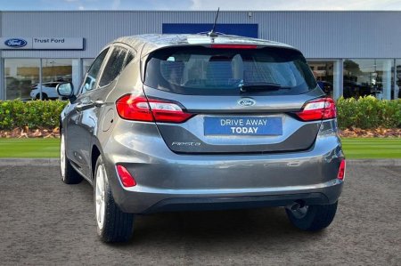 2022 Ford Fiesta - photo 2