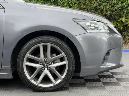 2017 Lexus CT - photo 9