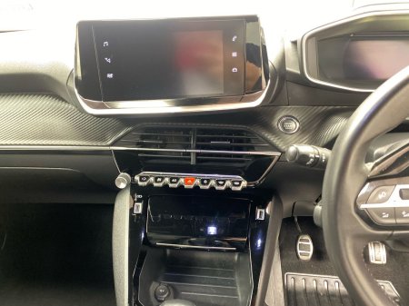 2023 Peugeot 2008 - photo 8