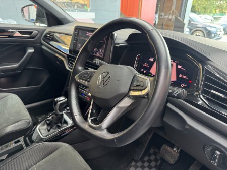 2024 Volkswagen T-Roc - photo 13