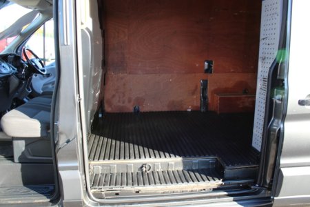 2019 Ford Transit - photo 17
