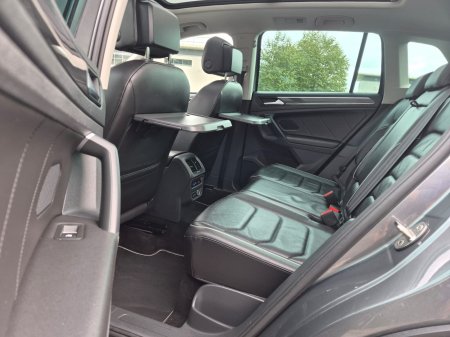 2020 Volkswagen Tiguan - photo 18