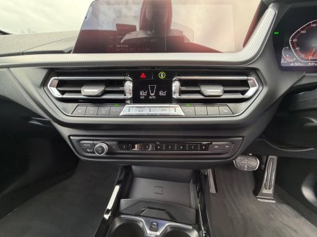 2021 BMW 1-Series - photo 30