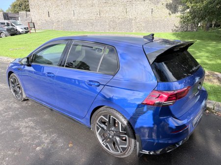 2022 Volkswagen Golf - photo 2