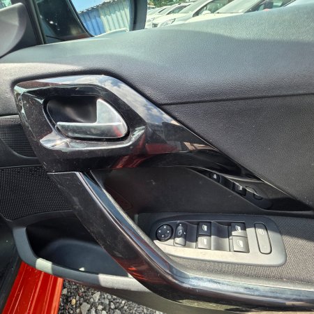 2017 Peugeot 208 - photo 18