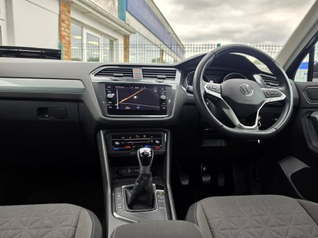 2023 Volkswagen Tiguan - photo 11