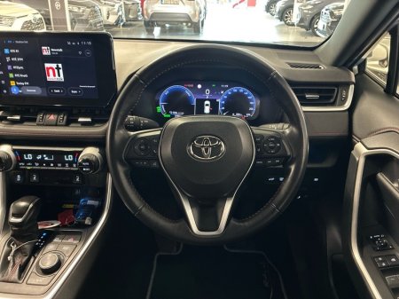2025 Toyota RAV4 - photo 9